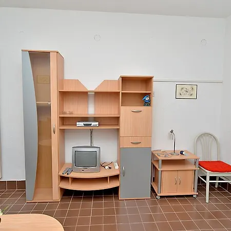 Popov 671 Apartment